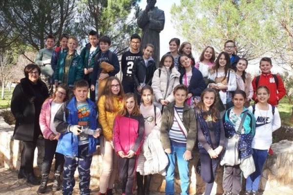 4-djeca9F866DA3-1A62-49EF-6C97-3F4EC7B2E4C6.jpg
